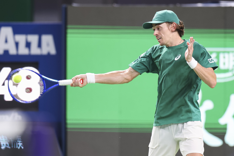 isutF, 四分之一决